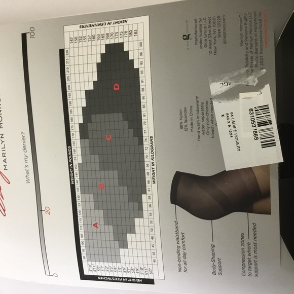 Marilyn Monroe Sheer Black Pantyhose Control Sheer Top 20 denier Size B - Picture 5 of 5